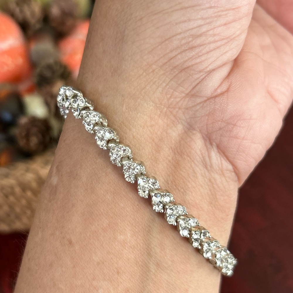 Heart Shaped Rhinestone Tennis Bracelet Costume Jewelry